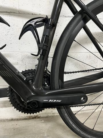Scott Addict 30 2023 2023 Road & Gravel usato, Nero — immagine 8 di 11