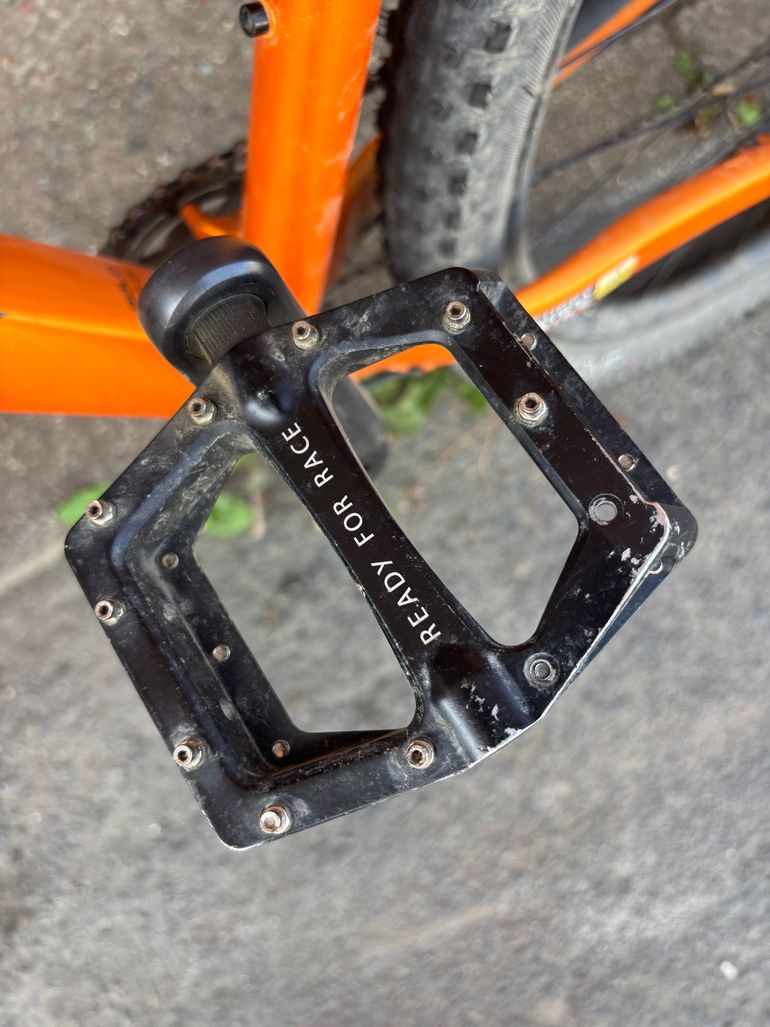 Used Trek X-Caliber 7 2021 2021 Mountainbike, Orange, 29 — image 19 of 21