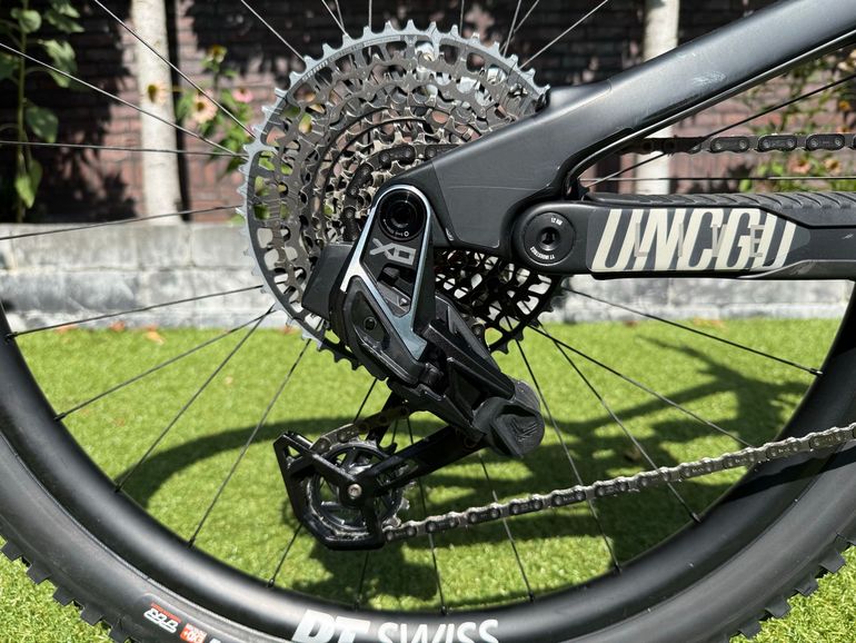 YT Jeffsy Core 4 2025 Mountainbike d'occasion — image 7 sur 11