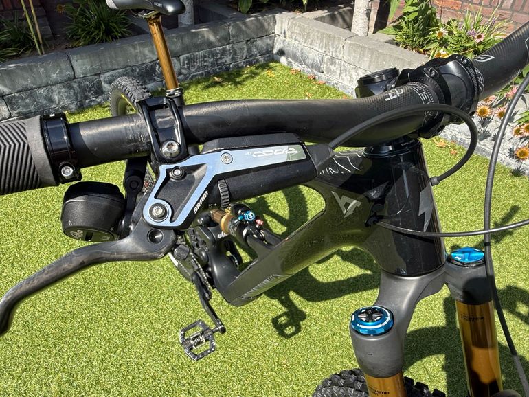 YT Jeffsy Core 4 2025 Mountainbike d'occasion — image 8 sur 11