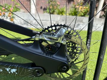 YT Jeffsy Core 4 2025 Mountainbike d'occasion — image 2 sur 11