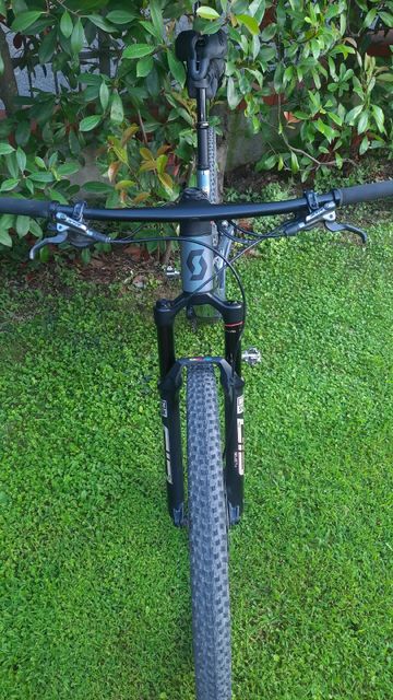 Used Scott Spark RC Pro 2023 2023 Mountainbike, Light Gray, 29 — image 2 of 6