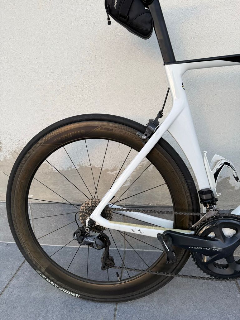 Używany Canyon Aeroad CF SL 8.0 Di2 2019 2019 Road & Gravel — zdjęcie 5 z 12