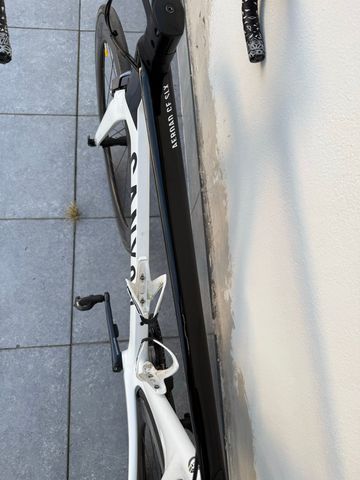 Używany Canyon Aeroad CF SL 8.0 Di2 2019 2019 Road & Gravel — zdjęcie 8 z 12