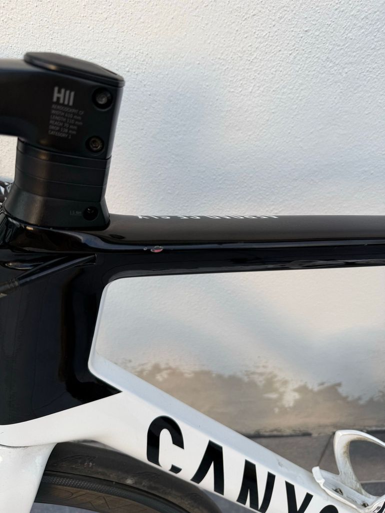 Używany Canyon Aeroad CF SL 8.0 Di2 2019 2019 Road & Gravel — zdjęcie 9 z 12