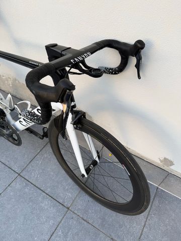 Używany Canyon Aeroad CF SL 8.0 Di2 2019 2019 Road & Gravel — zdjęcie 10 z 12