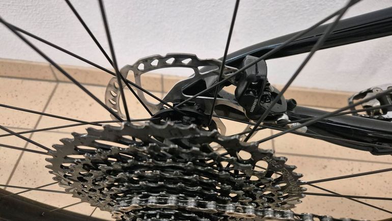 Used Specialized Epic EVO Pro 2022 2022 Mountainbike, Black — image 14 of 16