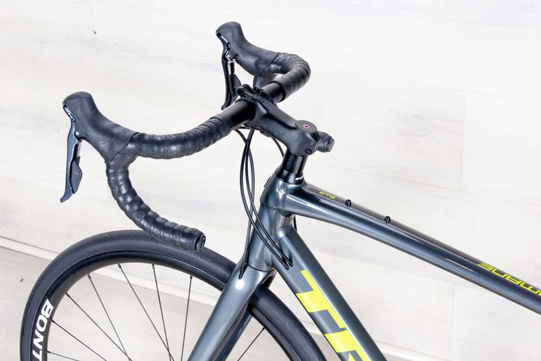 Used Trek Domane AL 3 2023 Road & Gravel, Blue — image 16 of 17