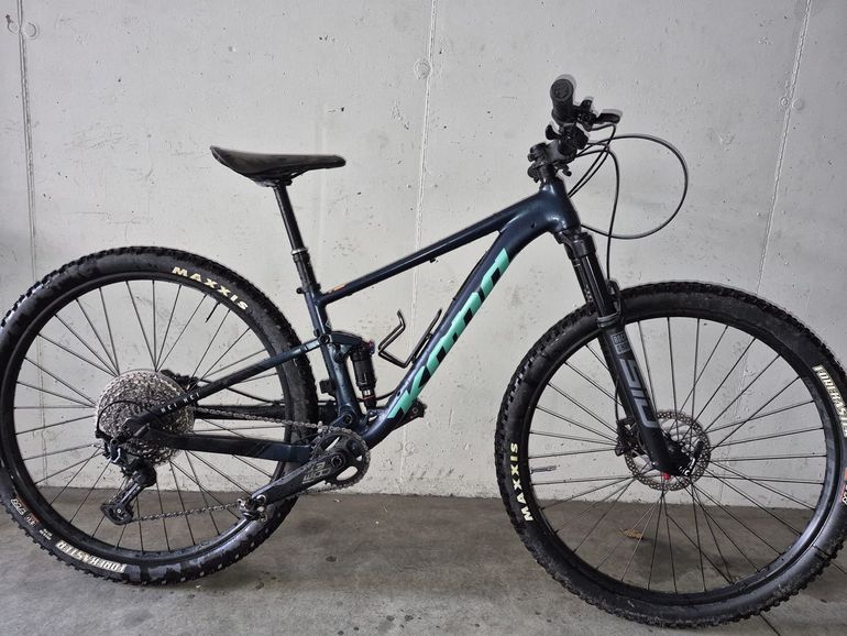 Used Kona Hei Hei 2022 2022 Mountainbike, Blue, 29 — image 2 of 7
