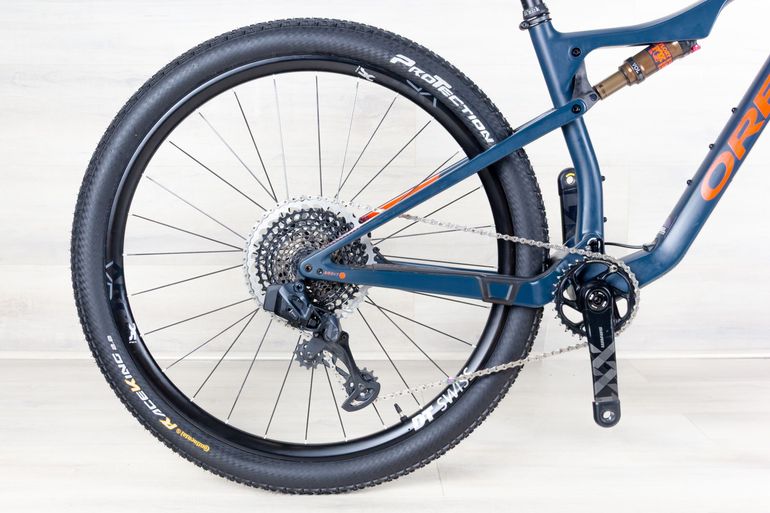 Used Orbea Oiz 2020 Mountainbike, Blue — image 2 of 17