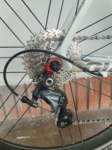Used Giant Tcr Shimano Ultegra 2010 Road & Gravel, White — image 4 of 9
