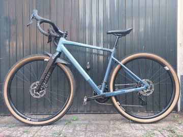 Używany Focus ATLAS 6.8 2024 2024 Road & Gravel — zdjęcie 2 z 24
