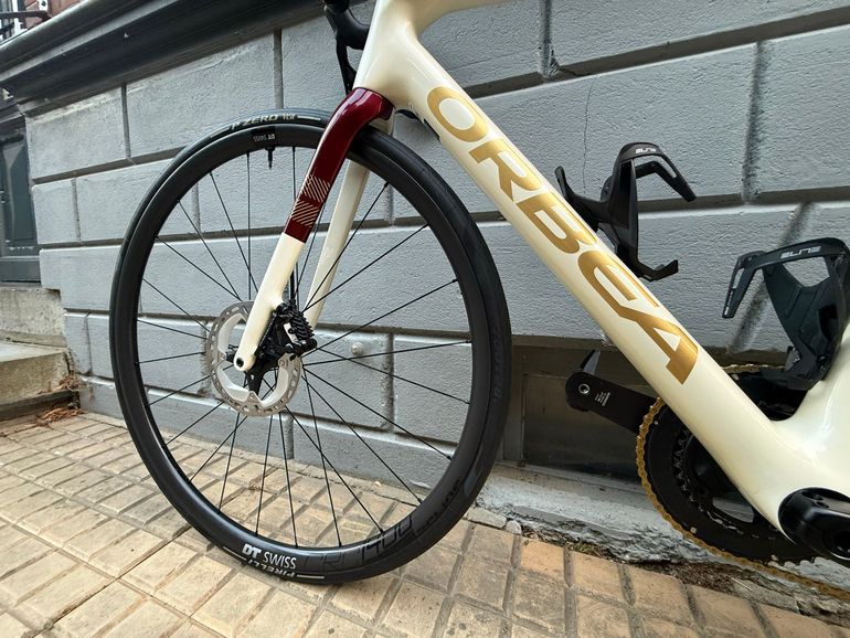 Käytetty Orbea Orca Shimano 105 Di2 2024 Road & Gravel — kuva 11 / 16