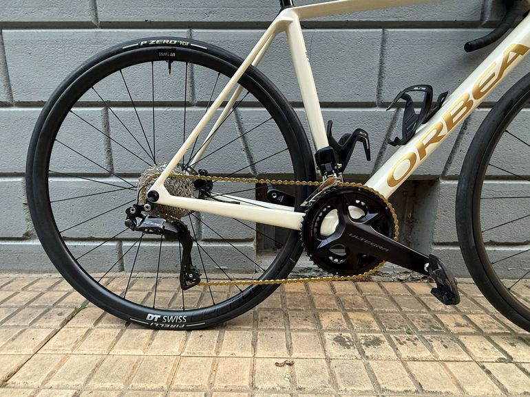 Käytetty Orbea Orca Shimano 105 Di2 2024 Road & Gravel — kuva 3 / 16