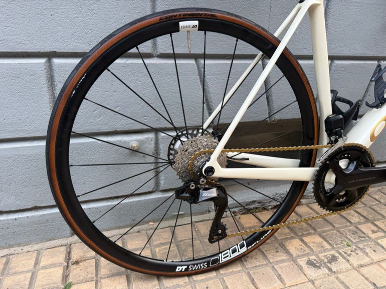 Käytetty Orbea Orca Shimano 105 Di2 2024 Road & Gravel — kuva 15 / 16