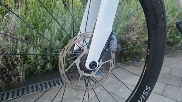 Canyon Aeroad CF SLX 8 Disc eTap 2022 2022 Road & Gravel usato, Bianco — immagine 14 di 17