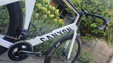 Canyon Aeroad CF SLX 8 Disc eTap 2022 2022 Road & Gravel usato, Bianco — immagine 4 di 17