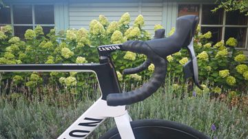 Canyon Aeroad CF SLX 8 Disc eTap 2022 2022 Road & Gravel usato, Bianco — immagine 11 di 17