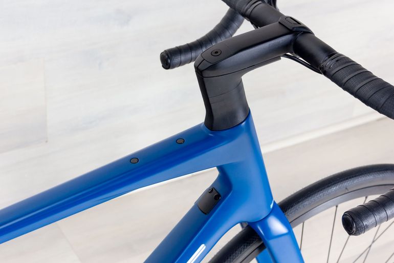 Used BMC Roadmachine TWO 2024 Road & Gravel, Blue — image 5 of 11