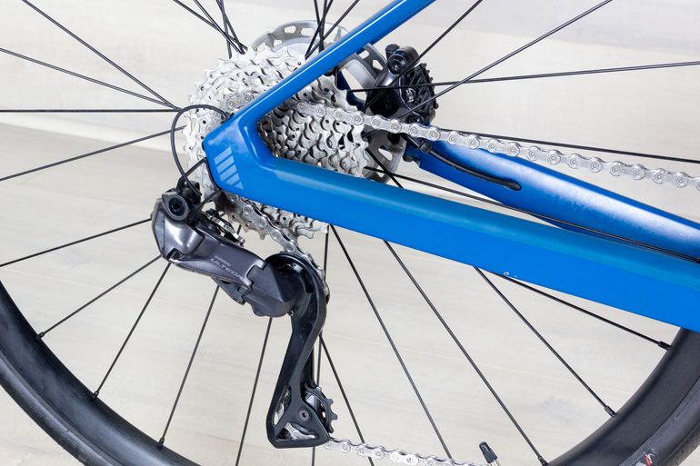 Used BMC Roadmachine TWO 2024 Road & Gravel, Blue — image 4 of 11