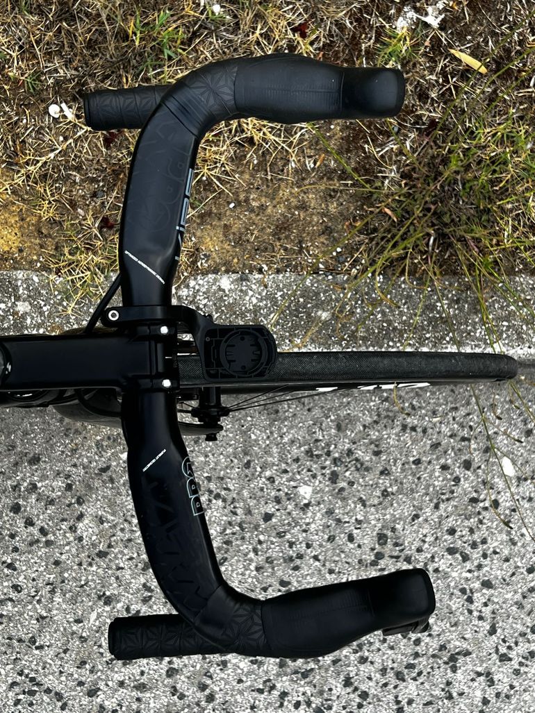 Used Scott Addict SRAM Red eTap 2016 Road & Gravel, Black — image 3 of 9