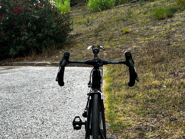 Used Scott Addict SRAM Red eTap 2016 Road & Gravel, Black — image 2 of 9