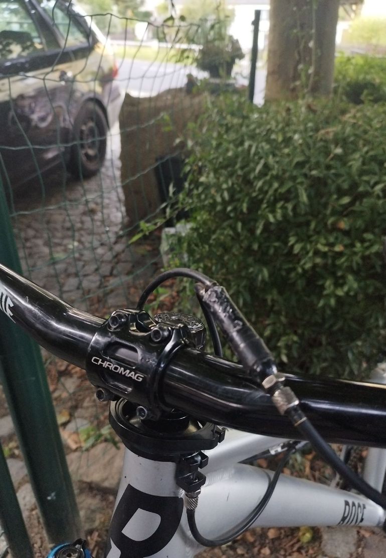 Rose THE BRUCE 1 2022 2022 Mountainbike de segunda mano, Gris claro — imagen 8 de 8