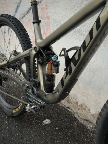 Used Pivot FIREBIRD Pro XT/XTR 2024 2024 Mountainbike, Green — image 4 of 7