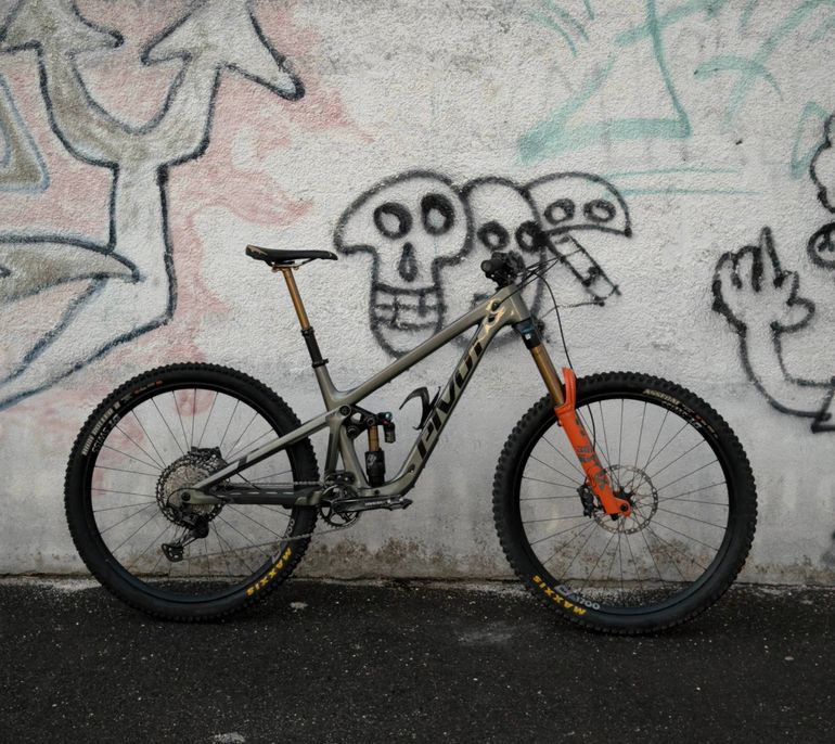 Used Pivot FIREBIRD Pro XT/XTR 2024 2024 Mountainbike, Green — image 2 of 7