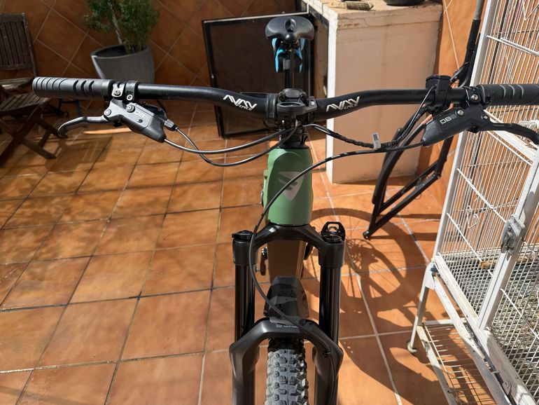 Used Berria Mako SRAM NX Eagle 2023 Mountainbike, Green — image 7 of 8