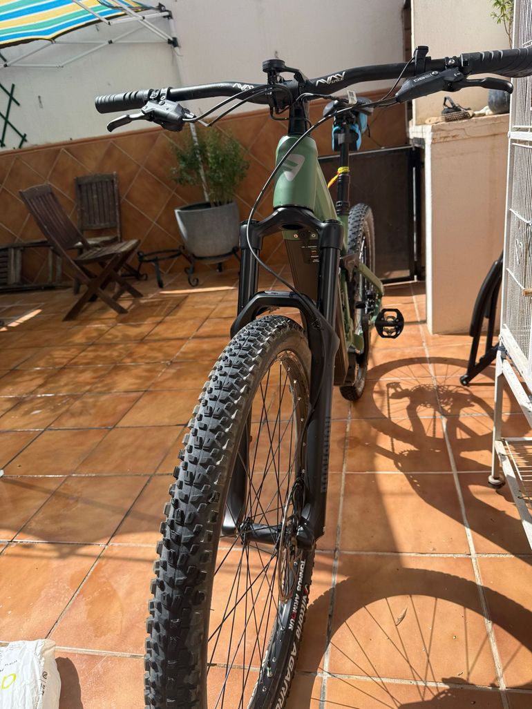 Used Berria Mako SRAM NX Eagle 2023 Mountainbike, Green — image 8 of 8