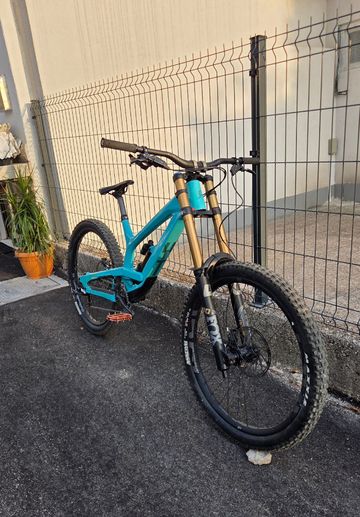 Brugt YT Industries Tues CORE 4 27 2023 2023 Mountainbike — billede 3 af 12