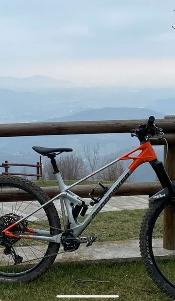 Brugt Mondraker RAZE CARBON R 2023 Frameset 2023 Mountainbike — billede 1 af 5