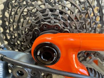 Brugt Mondraker RAZE CARBON R 2023 Frameset 2023 Mountainbike — billede 2 af 5