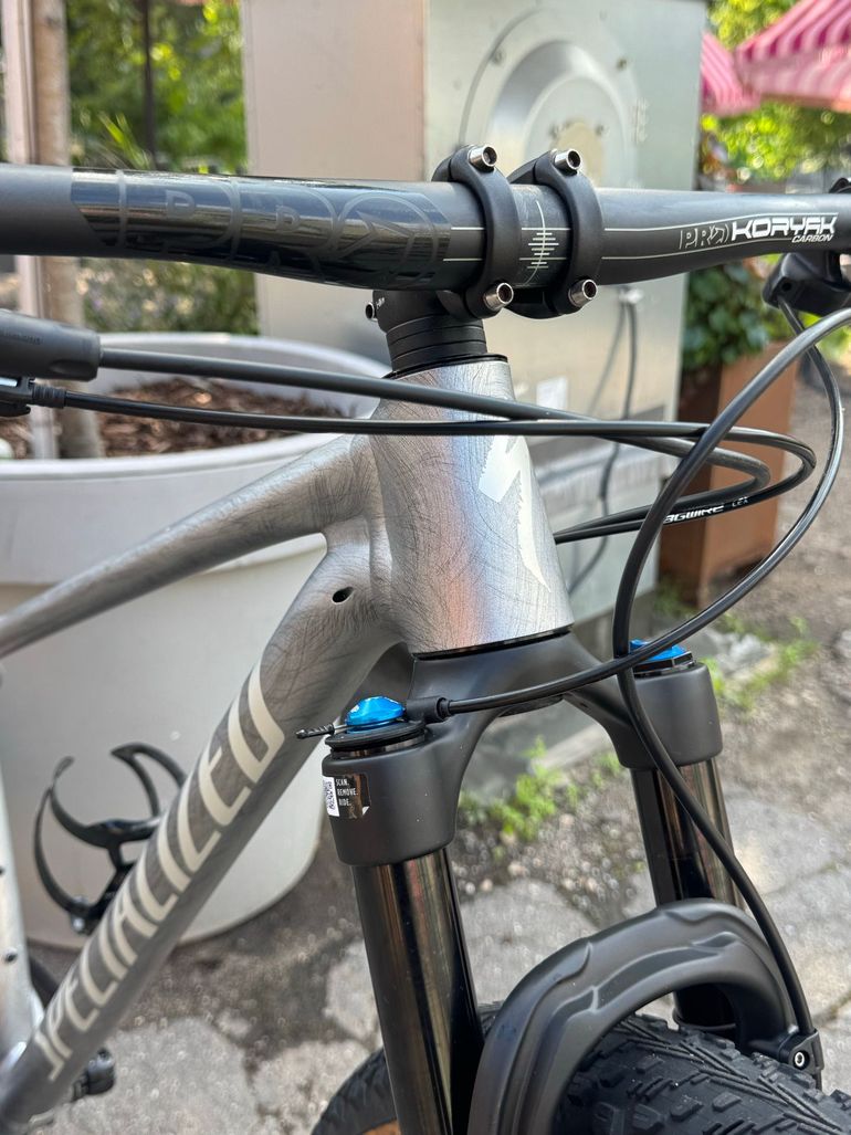 Gebrauchtes Specialized Chisel 2023 2023 Mountainbike, Hellgrau — Bild 4 von 8