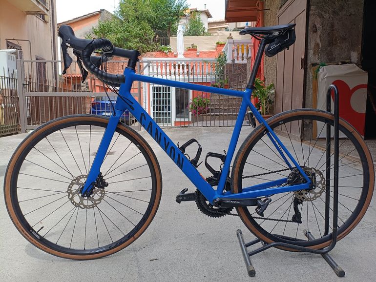 Used Canyon Endurace 8 Disc 2023 2023 Road & Gravel, Blue — image 2 of 12