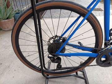 Used Canyon Endurace 8 Disc 2023 2023 Road & Gravel, Blue — image 3 of 12