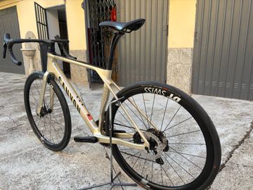 Used Canyon Endurace Shimano 105 Di2 2026 2026 Road & Gravel, Light Gray — image 6 of 10