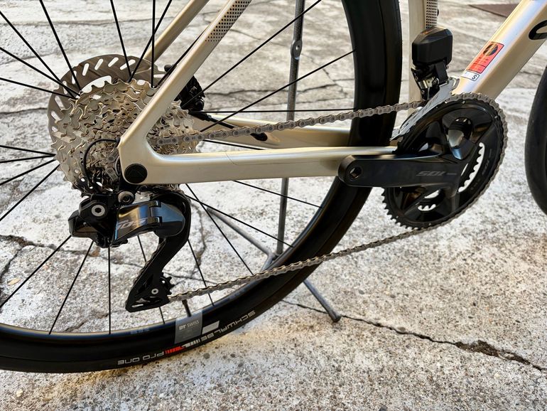 Used Canyon Endurace Shimano 105 Di2 2026 2026 Road & Gravel, Light Gray — image 3 of 10