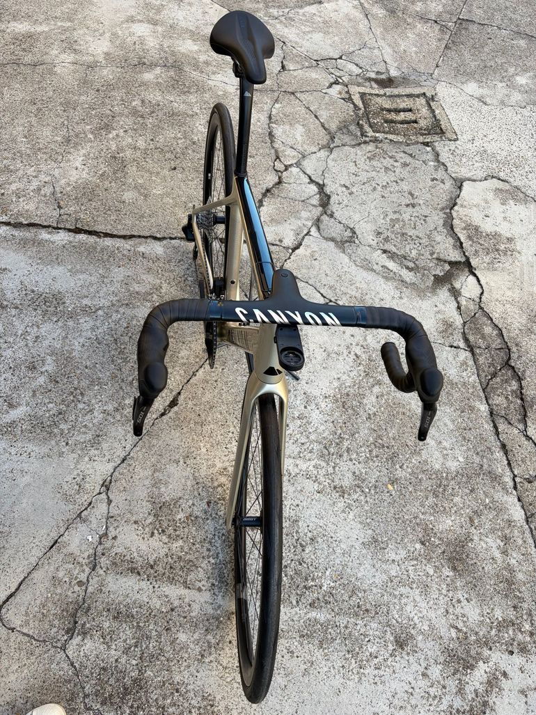 Used Canyon Endurace Shimano 105 Di2 2026 2026 Road & Gravel, Light Gray — image 9 of 10