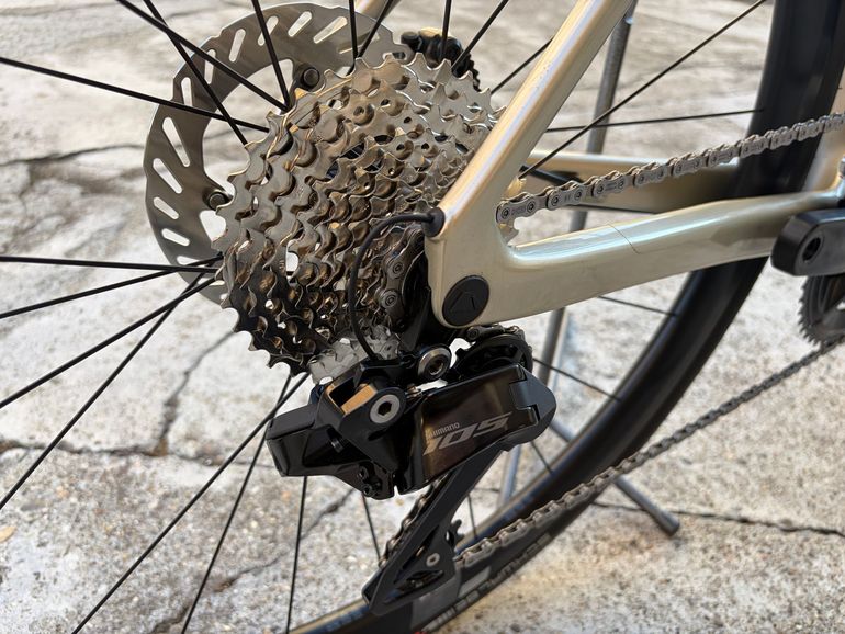 Used Canyon Endurace Shimano 105 Di2 2026 2026 Road & Gravel, Light Gray — image 4 of 10