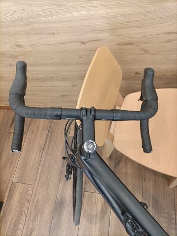 Käytetty Giant Defy Advanced 1 2024 2024 Road & Gravel — kuva 7 / 9