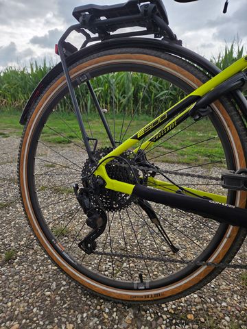 Używany Rock Machine Crossride Int E500 2022 Urban — zdjęcie 5 z 6