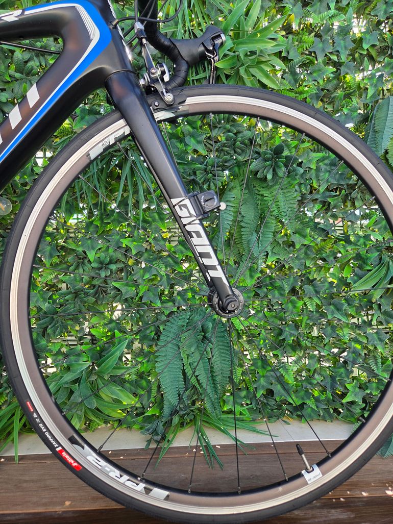 Used Giant TCR Advanced 2 2015 2015 Road & Gravel, Black — image 5 of 7