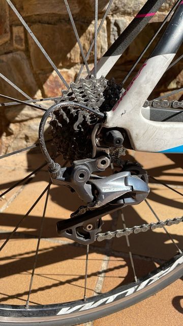 Używany Orbea Orca M20 Pro 2016 2016 Road & Gravel — zdjęcie 5 z 9