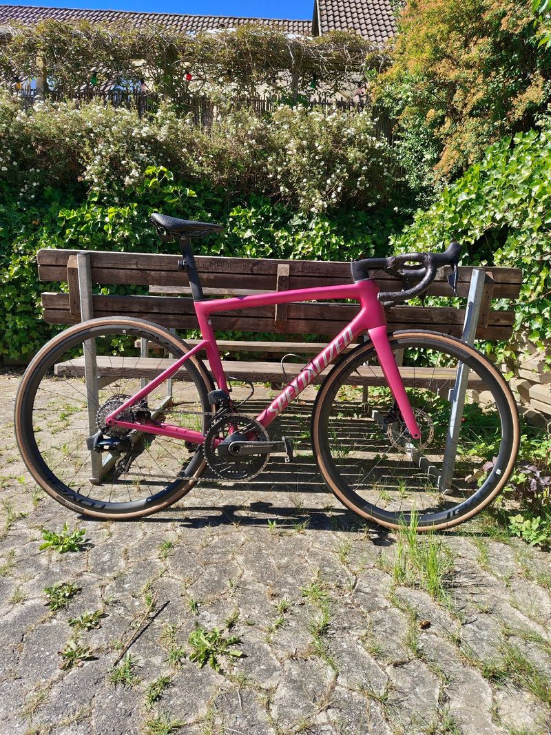Used Specialized Tarmac SRAM Force eTap AXS 2025 Road & Gravel