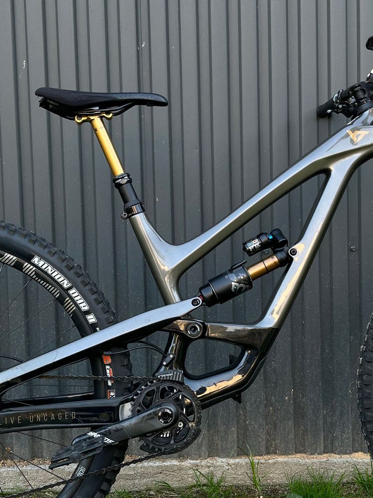 YT Industries Capra Elite 29 2021 2021 Mountainbike usato, Nero — immagine 4 di 8