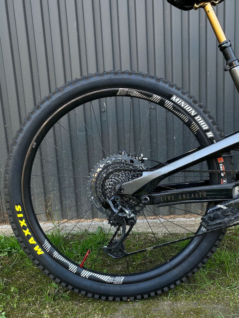 YT Industries Capra Elite 29 2021 2021 Mountainbike usato, Nero — immagine 8 di 8