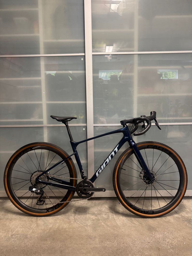 Used Giant Revolt Advanced Pro 0 Frame 2023 Custom Build 2023 Road & Gravel
