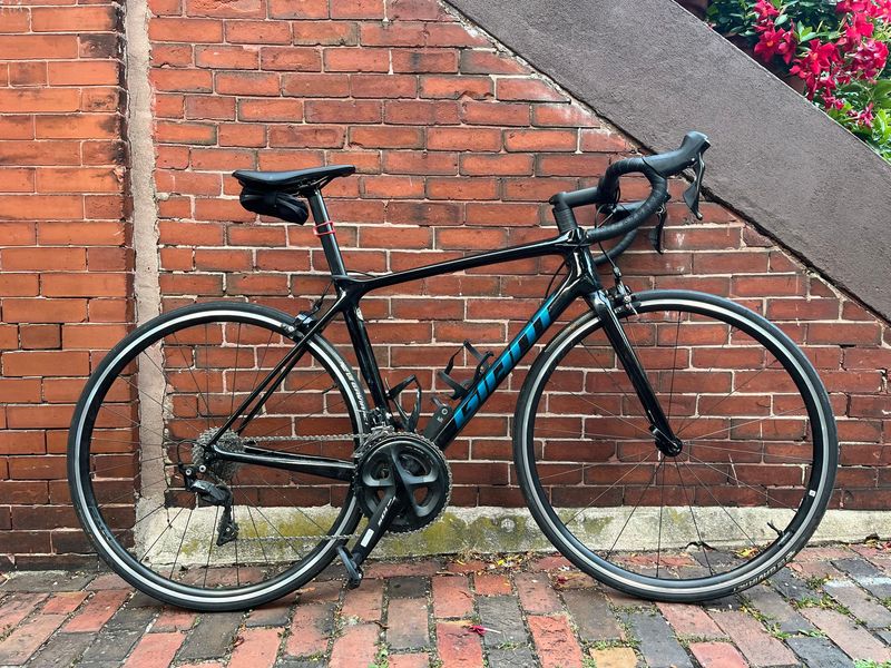 Used Giant TCR, Advanced 2 PC 2021 2021 Road & Gravel